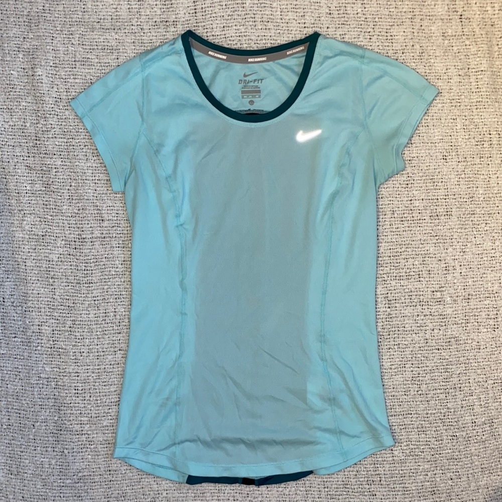 NIKE workout tee